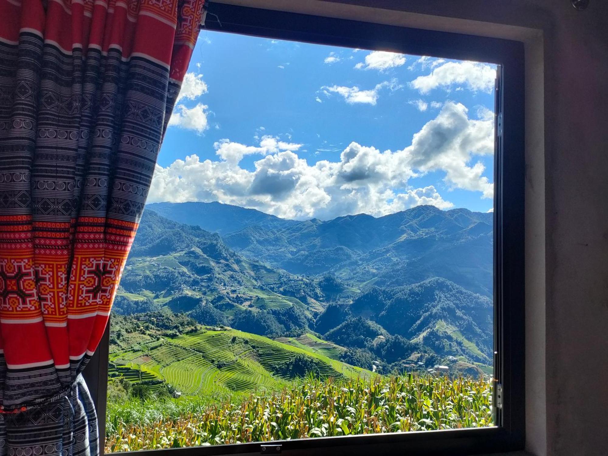 Indigenous Homestay- Trek- Food- Bus Mu Cang Chai Szoba fotó